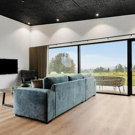 3 Bedroom Stunning In Holiday home